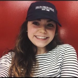 Meet your Posher, Molly